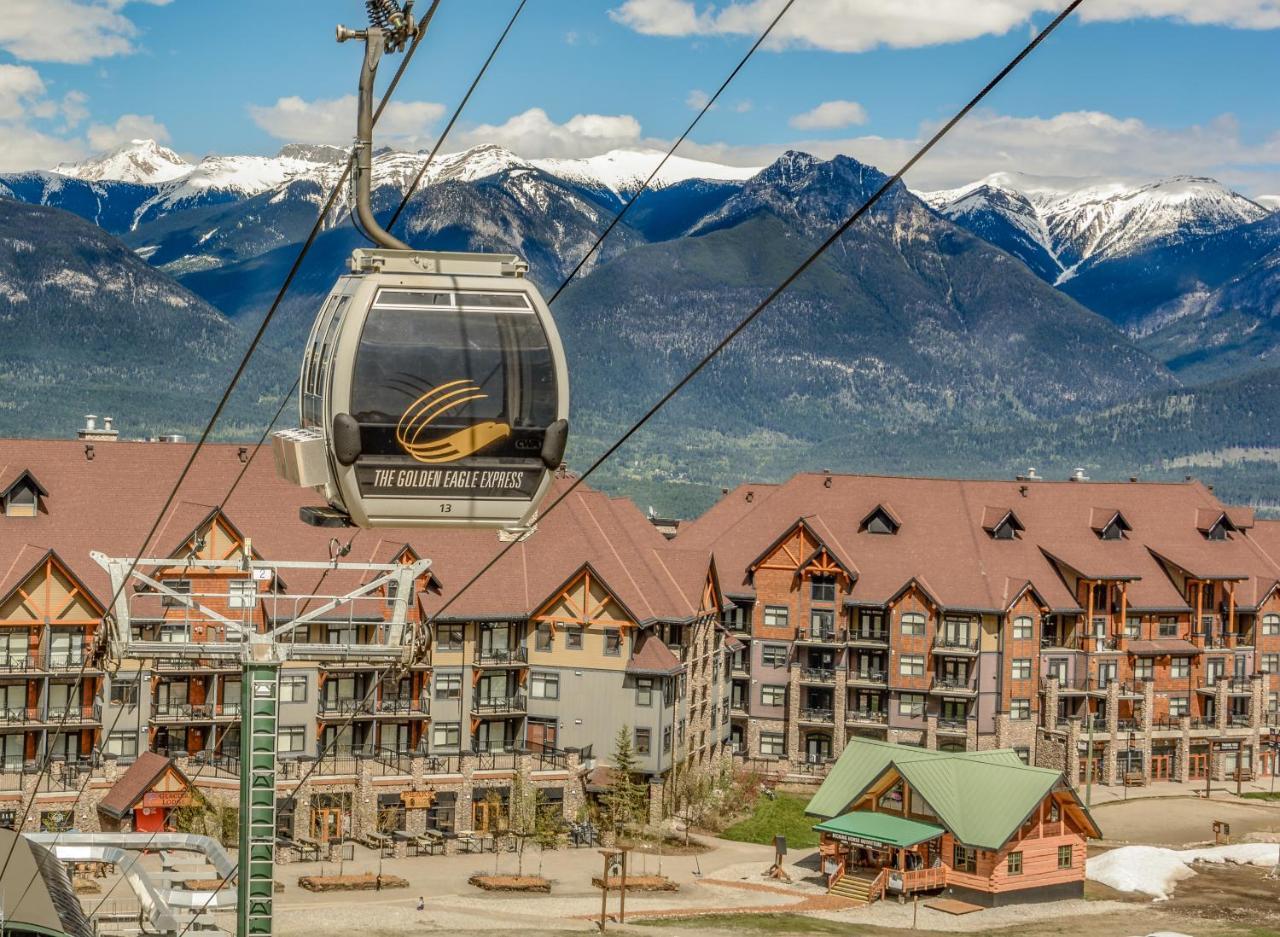 Glacier Mountaineer Lodge غولدن المظهر الخارجي الصورة
